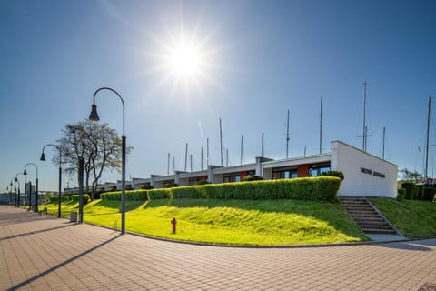 Property building, Natural landscape, View (from property/room), children, Family