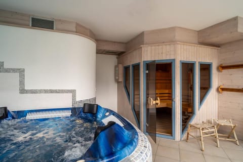 Hot Tub, Hot Tub, Sauna, Spa and wellness centre/facilities, Swimming pool