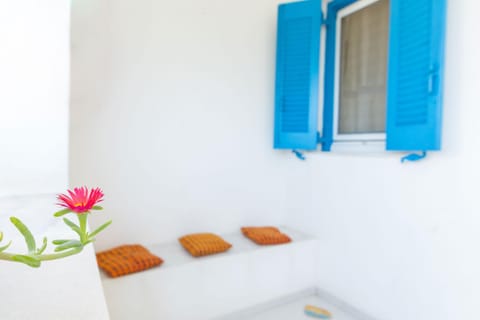 Remvi Studios Apartment hotel in Paros, Greece