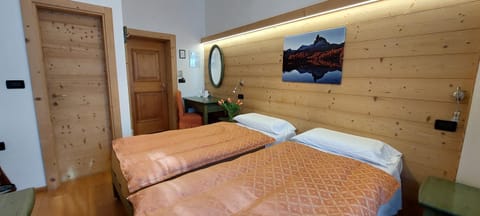 Hotel Montana- ricarica auto elettriche Hotel in Cortina d Ampezzo