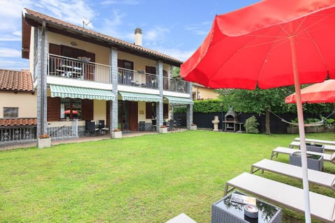 BBQ facilities, Garden, Balcony/Terrace, Seating area, Dining area