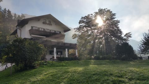 Villa Bergkristall Übernachtung mit Frühstück in Tyrol