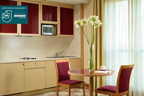 UNAHOTELS The ONE Milano Hotel & Residence Apartment hotel in San Donato Milanese
