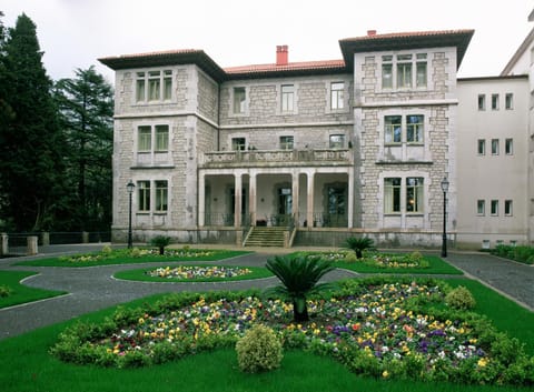 Parador de Limpias Hotel in Cantabria