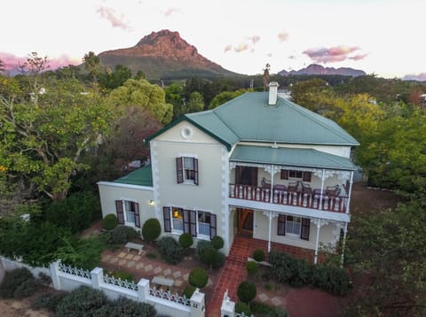 Property building, Bird's eye view