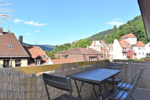 View (from property/room), Balcony/Terrace, Landmark view