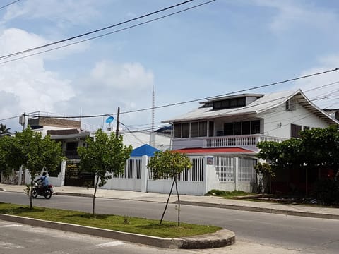 Property building, Facade/entrance