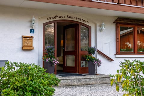 Hotel Garni Landhaus Sonnenstern Hotel in Schönau am Königssee