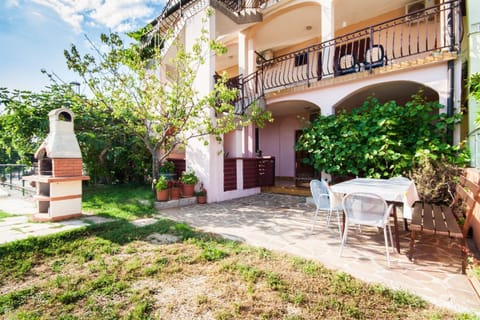 Property building, Day