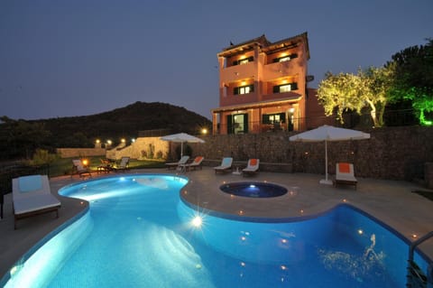 Villa Mare e Monti Chalet in Peloponnese, Western Greece and the Ionian