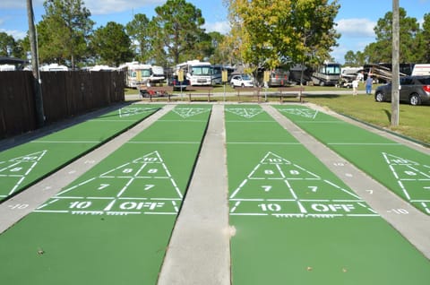 Southern Palms Park Model 4 Campground/ 
RV Resort in Eustis