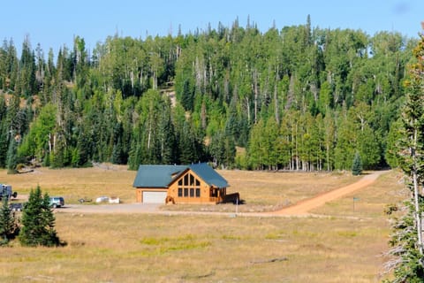 Cabin On The Prairie House in Brian Head
