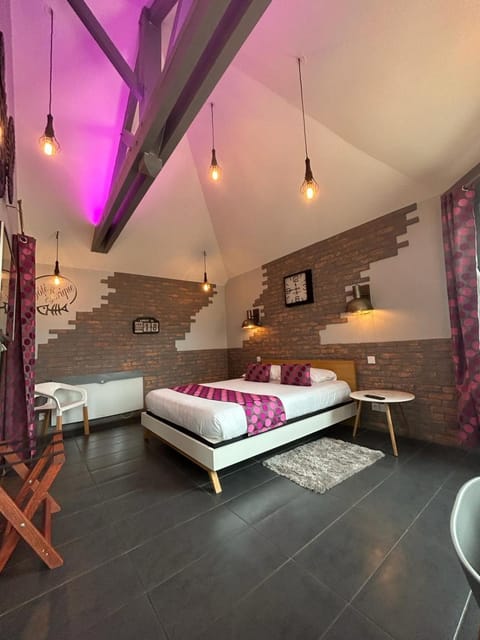 Hotel restaurant La Pêcherie - Le manoir d'à coté - Les 5 ruches -Logis hôtels Hotel in Courseulles-sur-Mer