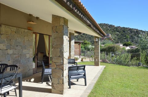 Patio, Garden, Balcony/Terrace