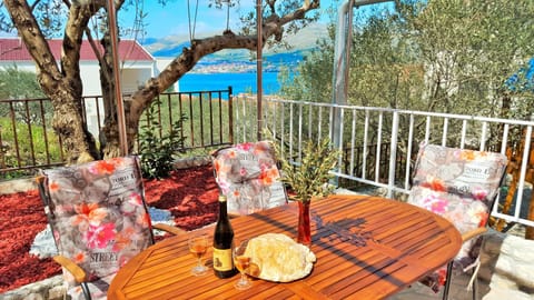 Balcony/Terrace, Garden view, Sea view