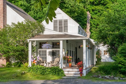 Inn at Silver Maple Farm Bed and Breakfast in Berkshires