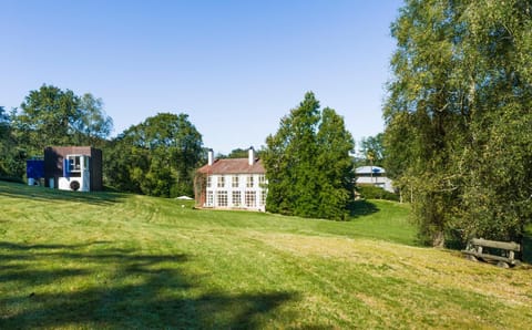 Property building, Garden