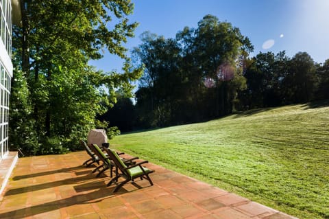 Property building, Patio, Garden, Garden view