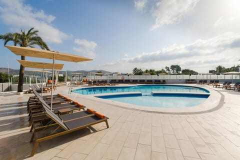 THB Ocean Beach Hotel in Ibiza