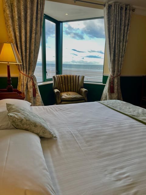 Reddans of Bettystown Luxury Bed & Breakfast, Restaurant and Bar Chambre d’hôte in Ireland