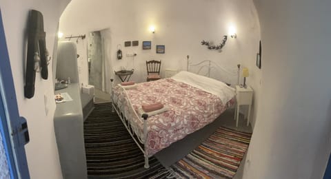 Emmantina Bed and Breakfast in Mesaria