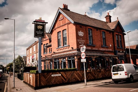 The Queen's Head Hotel in Kingston upon Thames