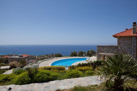 Garden, View (from property/room), Swimming pool