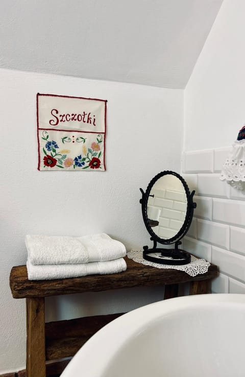 Bathroom, View (from property/room), View (from property/room), Other, Other, Other, Decorative detail, Decorative detail, Bath, towels