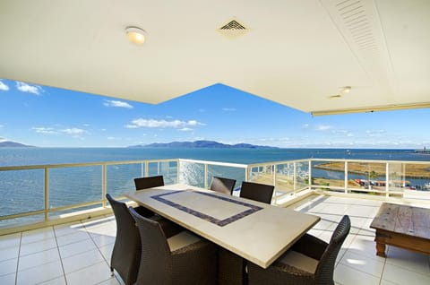 Mariners North Holiday Apartments Apartment hotel in Townsville