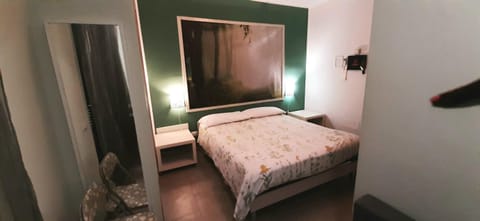 Guest House Roma Express Bed and Breakfast in Ladispoli