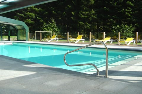 Gite Roche Des Ducs avec Piscine toute l'année, Spa, Sauna, Hammam Apartment hotel in Gérardmer