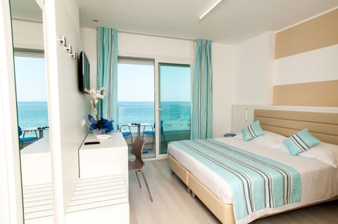 Bedroom, Sea view