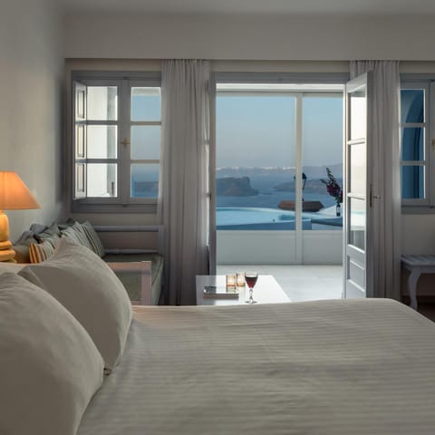 Maison Des Lys - Luxury Suites Hôtel in Santorini