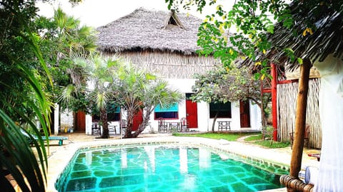 Diani Hostel Country House in Diani Beach