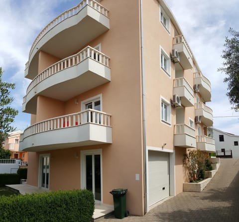 Villa Vrbat Apartamento in Split-Dalmatia County