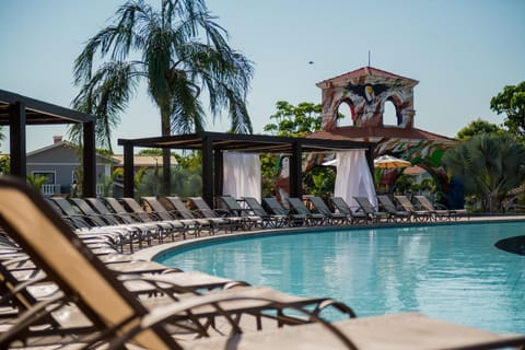 Decorative detail, Area and facilities, Swimming pool