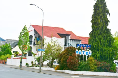 Alcala Motor Lodge Motel in Dunedin
