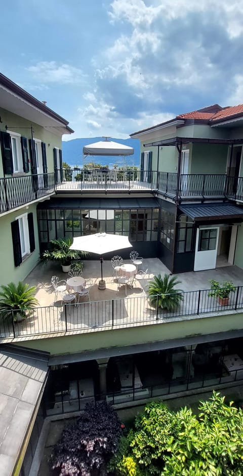 Inner courtyard view