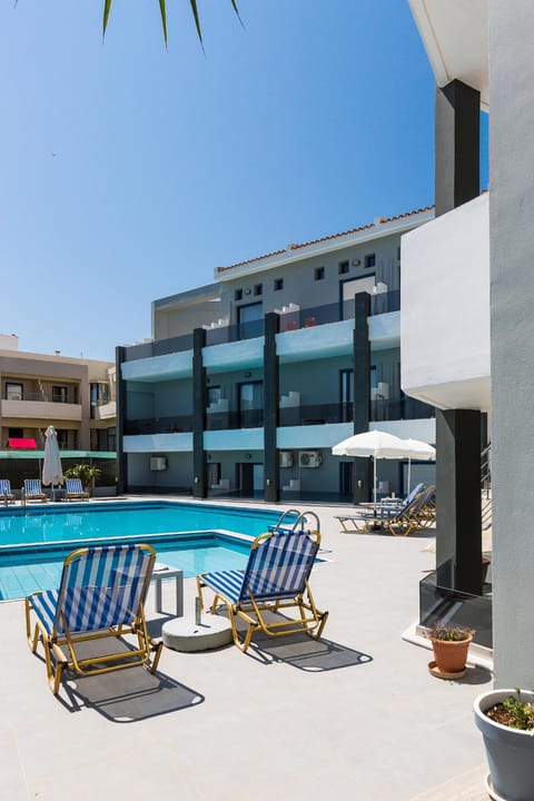 Yacinthos Apartment hotel in Rethymno