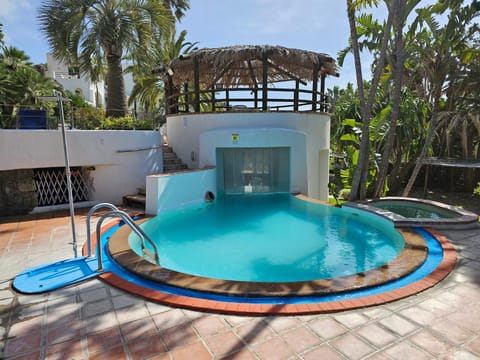 Hot Tub, Pool view