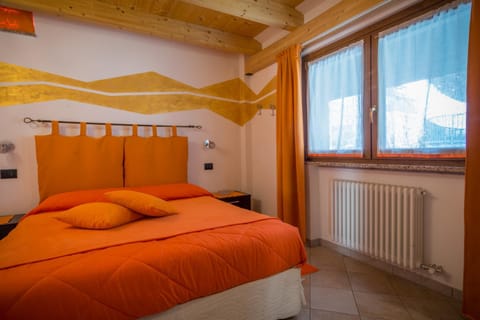 La Casa Del Grillo 2 Alojamiento y desayuno in Aosta
