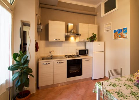 Spezia 35 Apartment in Turin