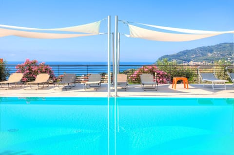 Pool view, Sea view, Swimming pool