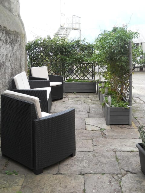 Inner courtyard view