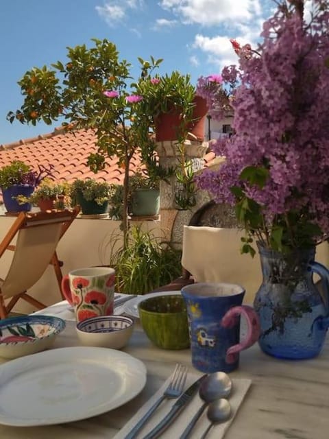 Garden, Dining area, Garden view