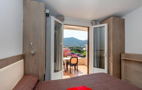 Hôtel et Résidence Ta Kladia - Omigna Apartment hotel in Corsica