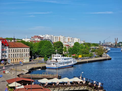 City view, River view