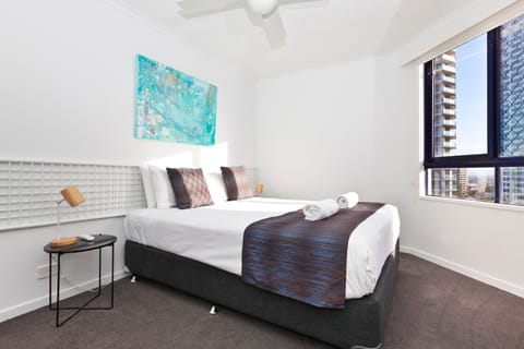 Surf Regency Apartment hotel in Surfers Paradise