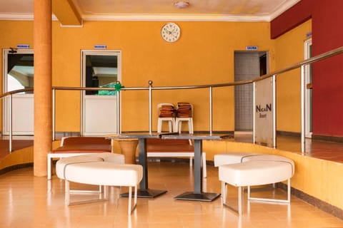 Sauna, Steam room, Fitness centre/facilities, Seating area