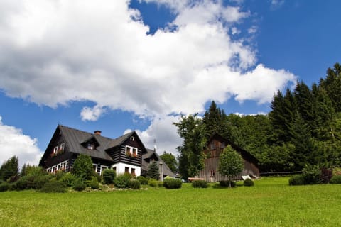 Property building, Neighbourhood, Natural landscape, Summer